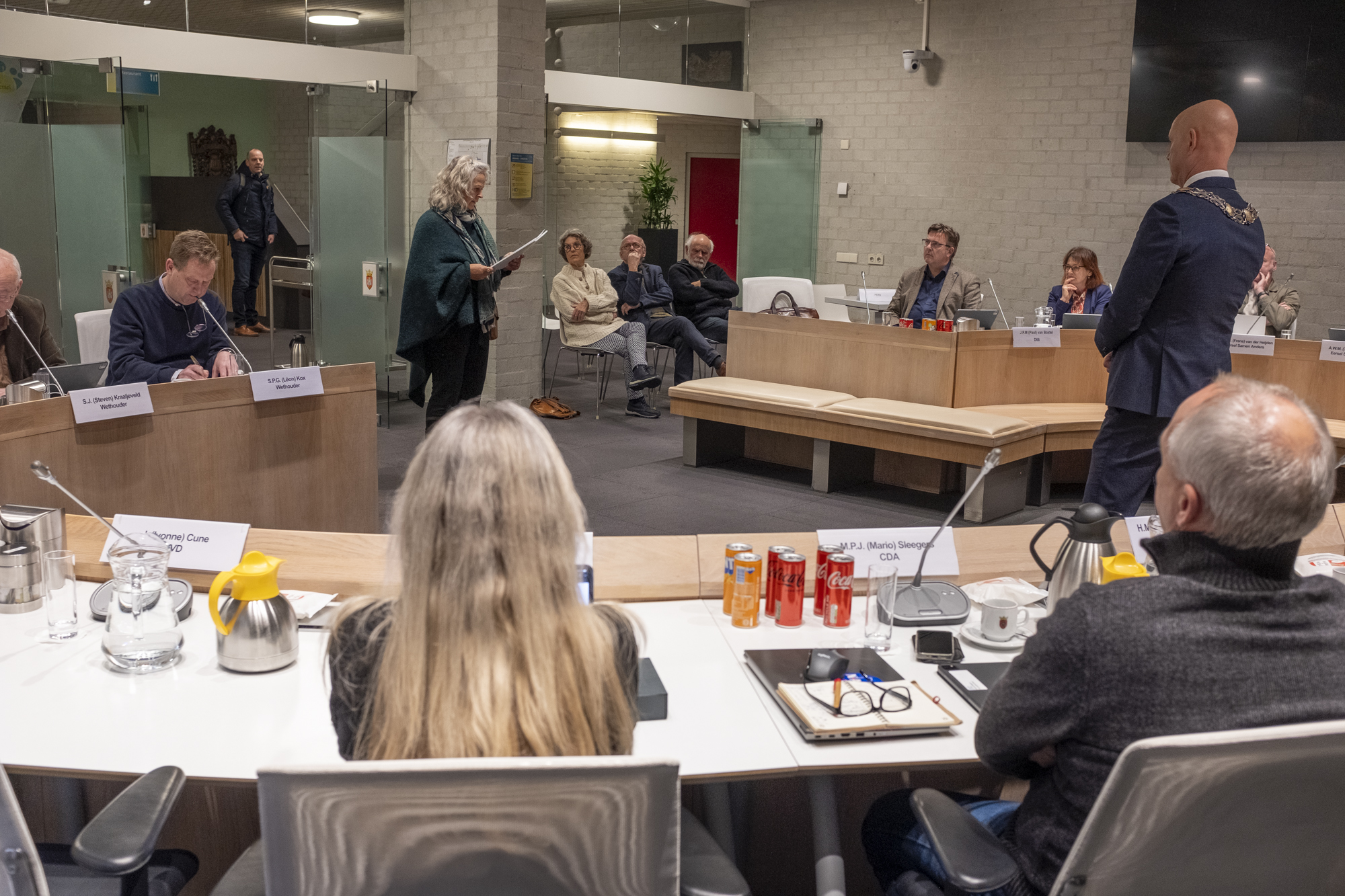 Lees meer over het artikel 5 maart is de petitie aan de gemeenteraad aangeboden